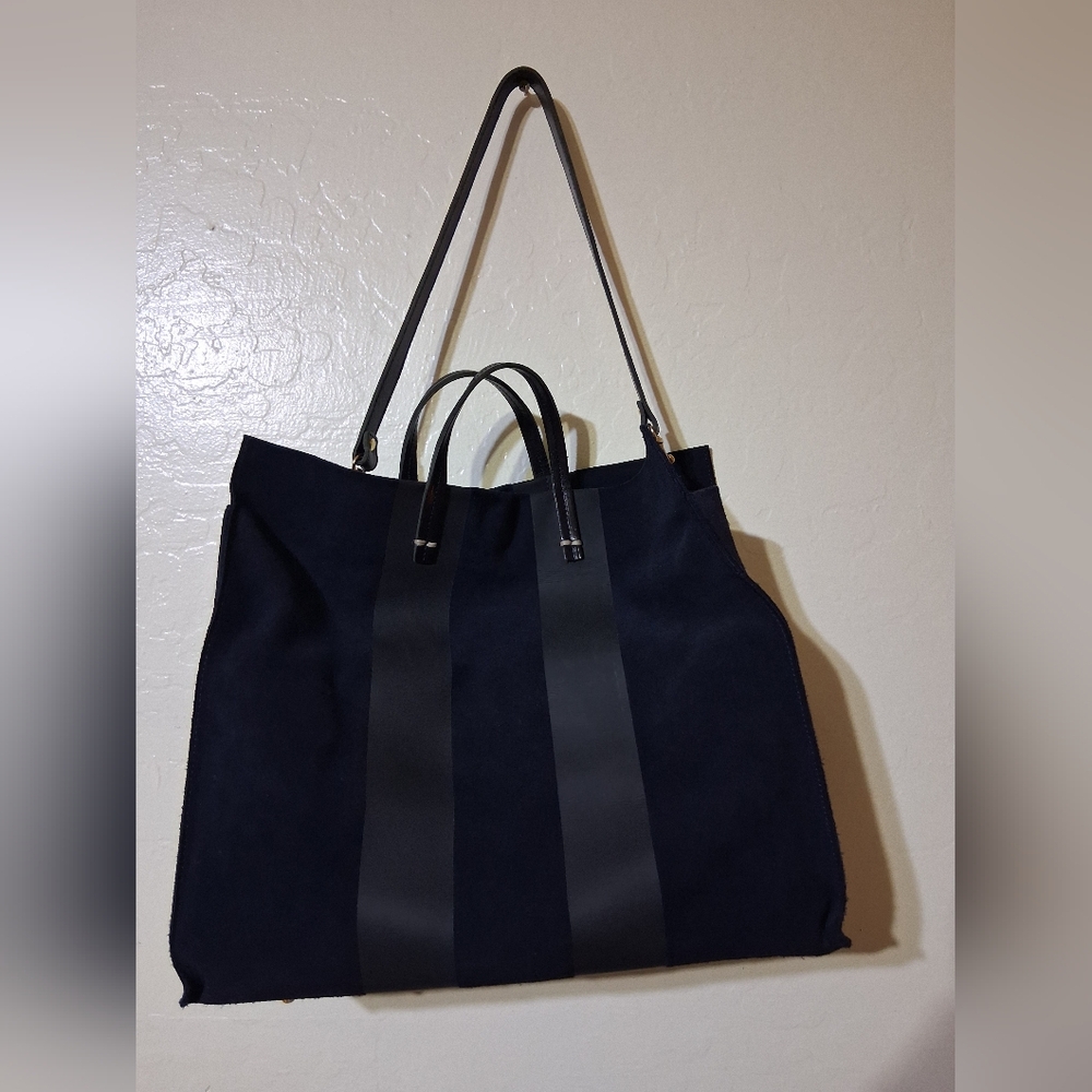 Clare V. Los Angeles Navy Suede Bag with Tan Leather Logo Patch - Picture 2 of 13